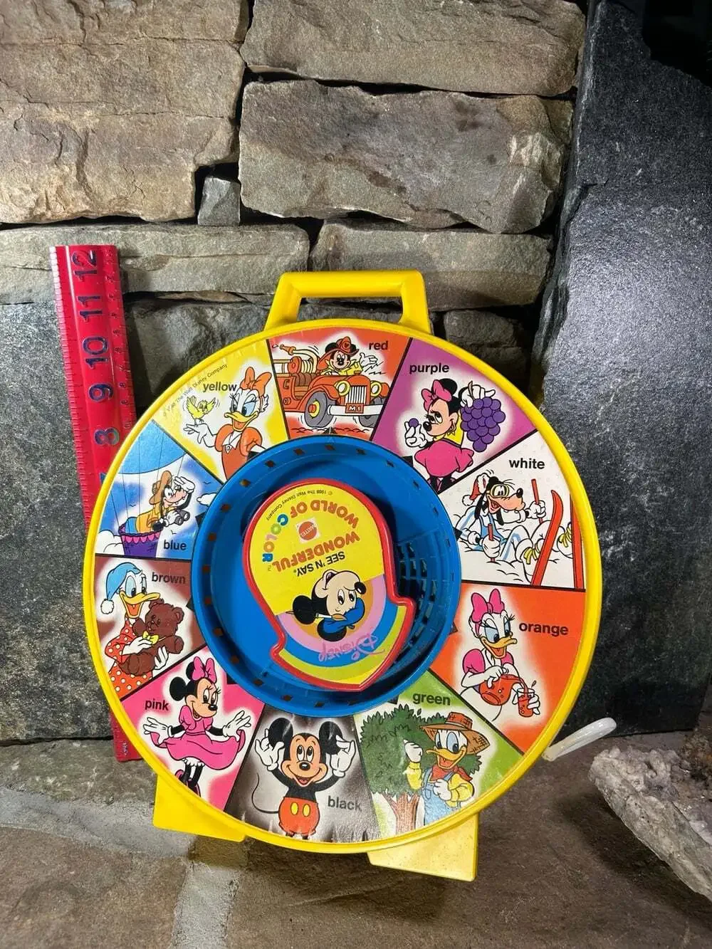 VTG Yellow 1988 Mattel Disney Wonderful World of Color SEE ‘N SAY pull string